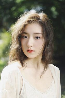 潘玥同