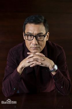 梁家辉