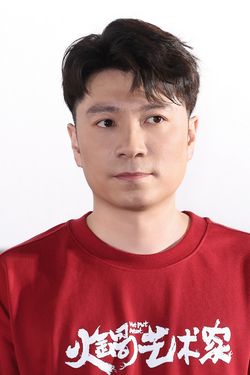 李昆鹰