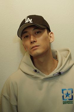 王翌舟