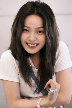 梁睿珑