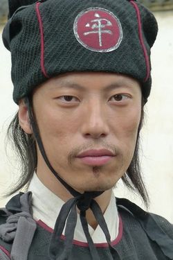韩明寰