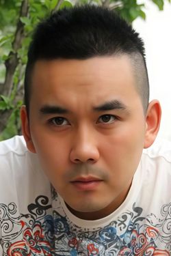 鄂善铭