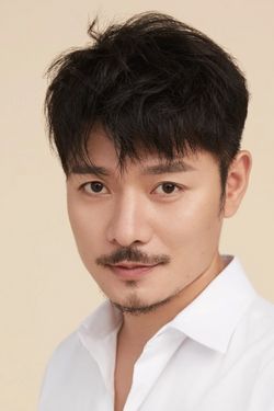 罗立群