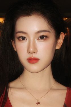 李汐曼